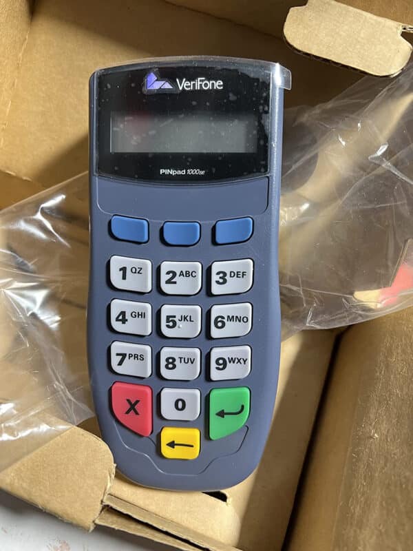Verifone PINPAD 1000SE PCI Compliant- with Contactless and Cable